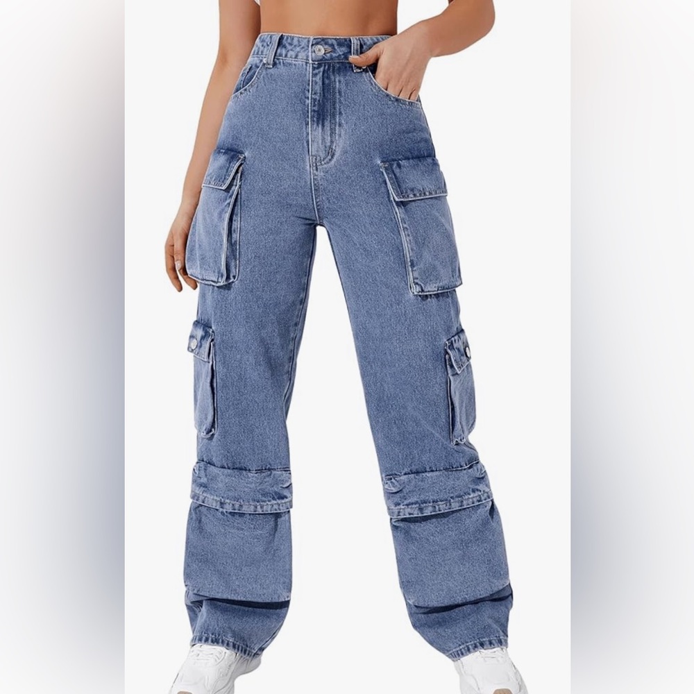 Highrise cargo jeans